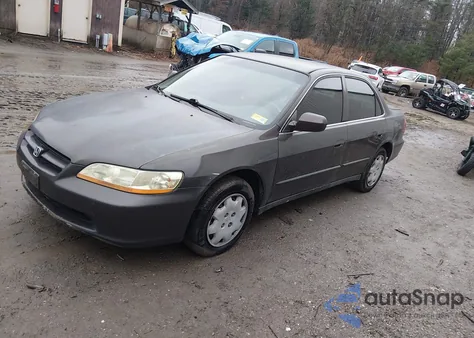 1999 Honda Accord Lx from USA, damaged, VIN 1HGCG6650XA076581